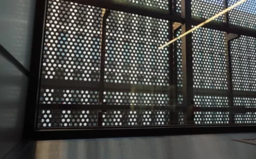 Szkło czy blacha perforowana?